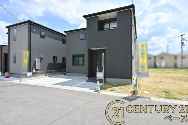 リーブルガーデン九条町 ７号棟 ／新築一戸建の外観|■≪同仕様写真≫■耐震等級３の地震に強安心の邸宅！雨で汚れを洗い流してくれるセルフクリーニング機能付き外壁！お気軽にお問い合わせください！■