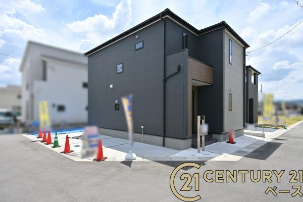 リーブルガーデン九条町 ８号棟 ／新築一戸建の駐車場|■現地撮影写真■