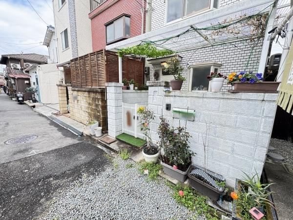 【前面道路含む現地写真】 | 大阪市生野区桃谷3丁目　中古戸建