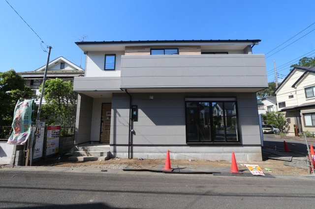 【KEIAI　Grace】上水新町４期の外観|西武拝島線「東大和市」駅徒歩約15分。
玉川上水の水と緑を身近に感じる、穏やかで落ち着いた住環境
