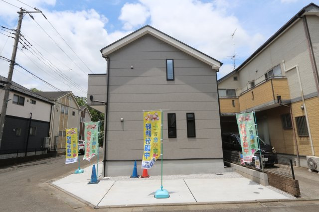 【KEIAI　Grace】上水新町４期の外観|カースペース2台駐車可能（※車種制限有）のゆとりある敷地設計