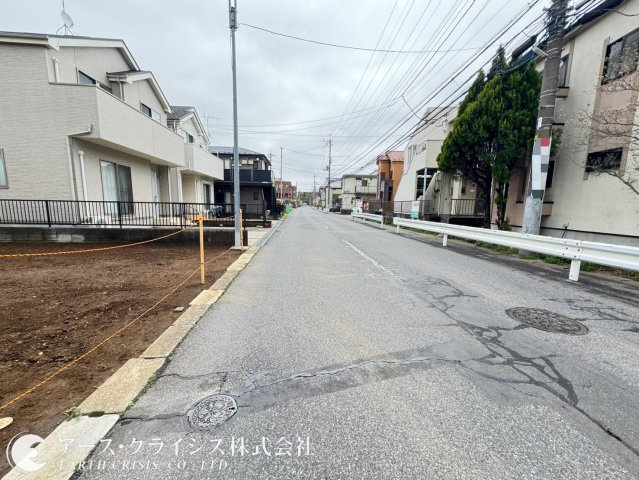 【前面道路含む現地写真】 | 柏市西原17期 | 風と光がやさしく巡る。朝のコーヒーも、午後の読書も、家族の団らんも、ぜんぶ光に包まれる時間。そんな日々をデザインしませんか♪