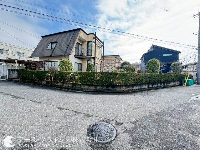 【前面道路含む現地写真】 | 柏市布施新町4期　全2区画 | お気に入りのハウスメーカーや工務店で建築可能。デザインも間取も自由に決められるので、「自分たちらしい暮らし」を実現できます。日常に便利さと穏やかさを兼ね備えてた、立地はいかがでしょうか。