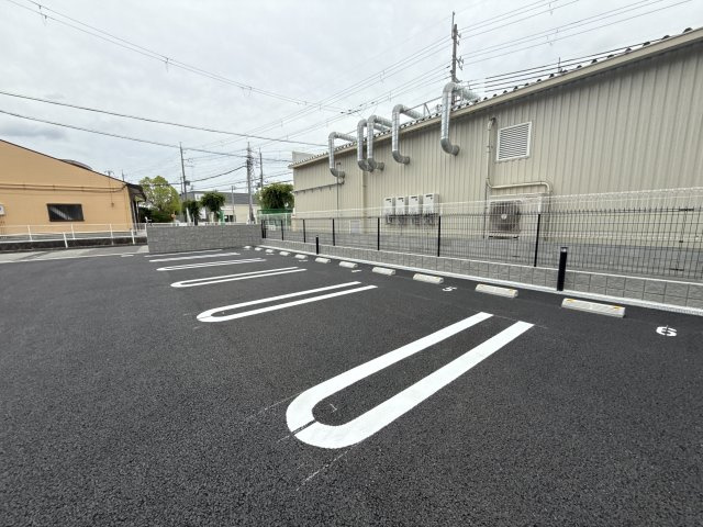 ルミエール　加古川の駐車場
