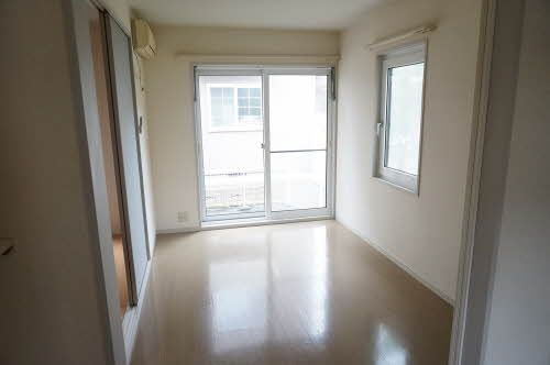 ヴィオラＳＩＮ Ｂの居間・リビング