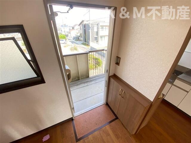 たんぽぽハイツのバルコニー|開放的で明るい空間を演出してくれるバルコニーです