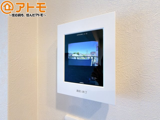 【防犯設備】 | ヴェラハイツ小黒 | TVモニター付きインターホンは訪問者を確認することができて、防犯性に優れています♪