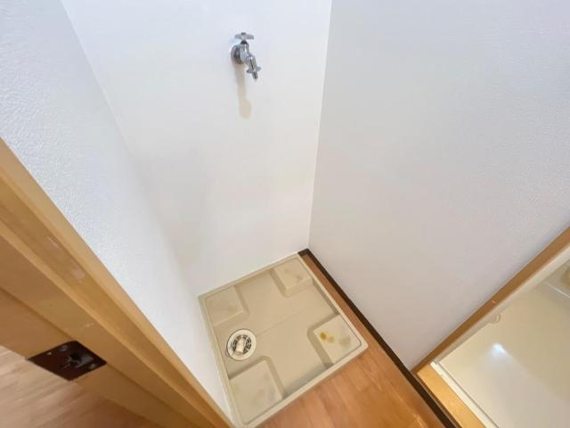 Riverside Courtのその他|洗濯機置場