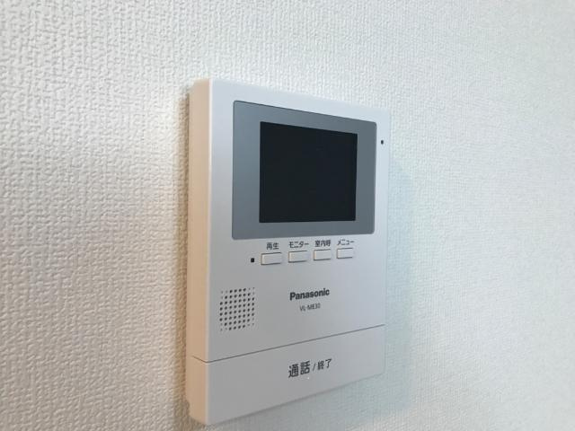 クレール比治山の内装|カメラ付インターホン