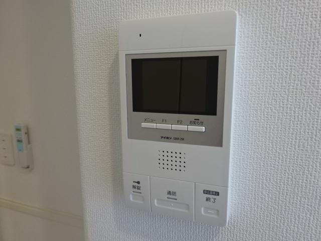 ローズガーデン舟入南の内装|カメラ付インターホン