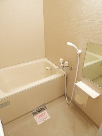 ソレアードＴの浴室|コンパクトで使いやすいお風呂です