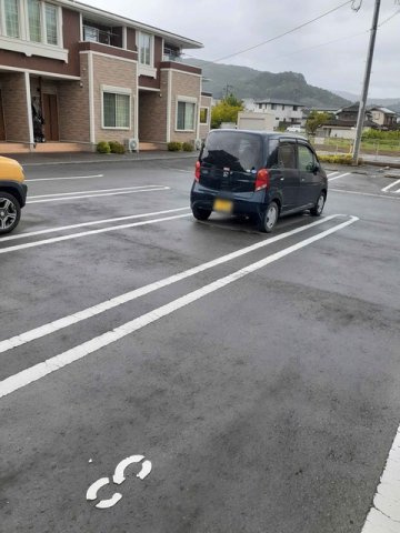マーベラスたぶのきの駐車場|駐車場に車を止められます