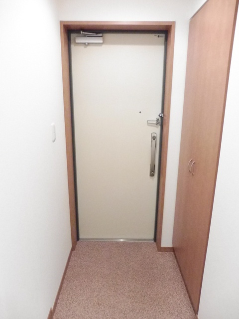 エルカスティージョムサシの玄関