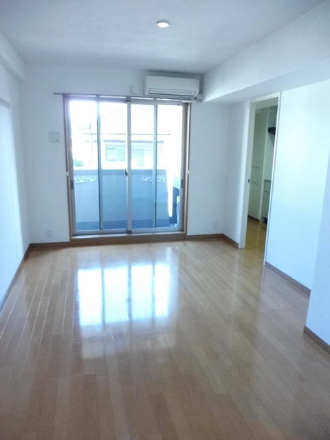 エルカスティージョムサシの居間・リビング