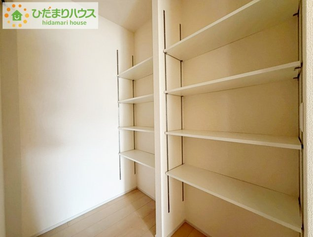 いわき市四倉上仁井田2期　新築戸建　1号棟の収納|パントリー完備で散らかりがちなキッチン回りもラクラクお片付けできちゃいます！(*^-^*)