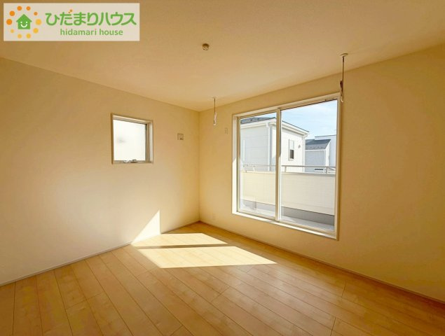 いわき市四倉上仁井田2期　新築戸建　1号棟の寝室|広めの主寝室は、ベッドの他にもパソコンデスクやドレッサーなども置けちゃいます(*^-^*)