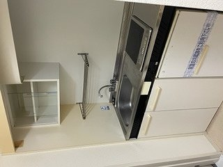 【キッチン】 | レオパレス砂子町 | 備品や設備仕様は号室等により異なるため現地をご確認ください。