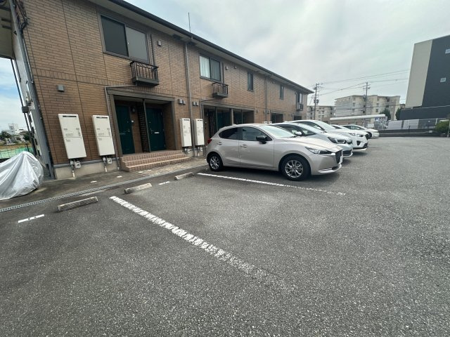 ダリア　Ｂ棟の駐車場
