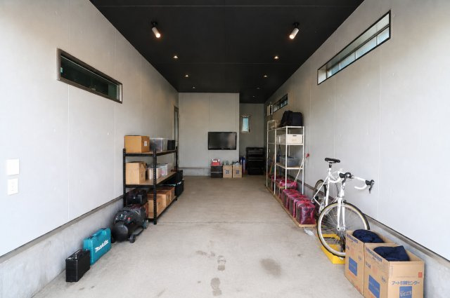 豊田市高岡町の駐車場