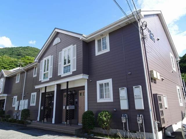 ソシアルコート香貫Ⅱの外観