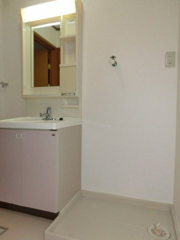 ソシアルコート香貫Ⅱの洗面所