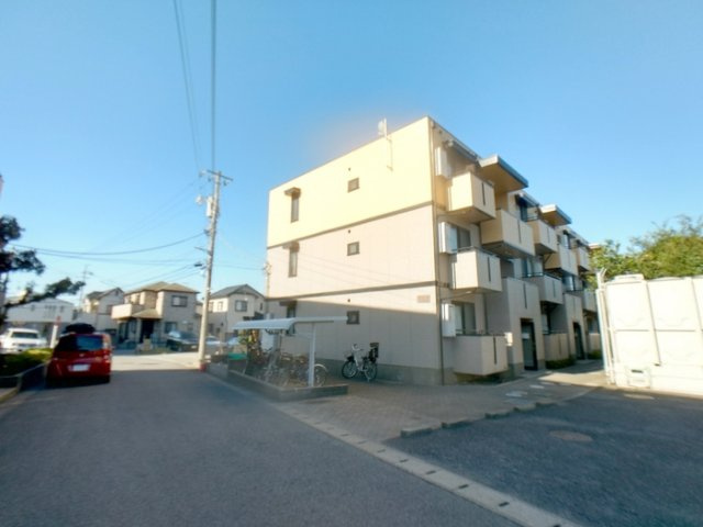 ハイツ・サンピーチ　Ｃの外観