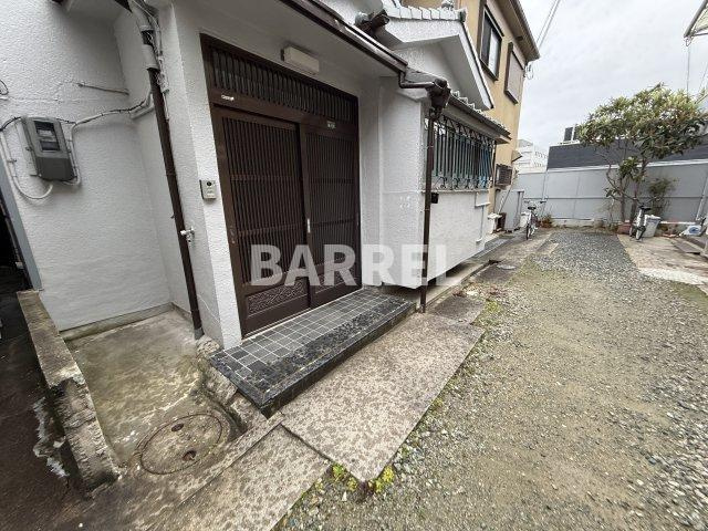 豊中市稲津町2丁目戸建のロビー