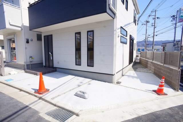 【駐車場】 | 八尾市小畑町2丁目　【4号棟/全4棟】 | 駐輪スペースも確保できます♪