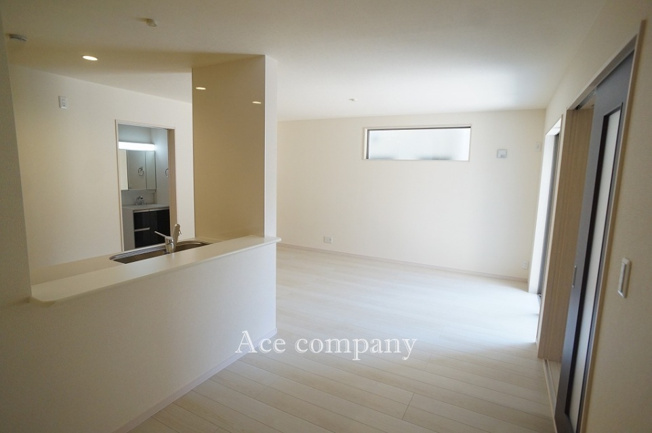 【居間・リビング】 | 八尾市小畑町2丁目　【1号棟/全4棟】 | 【LDK：16.25帖】