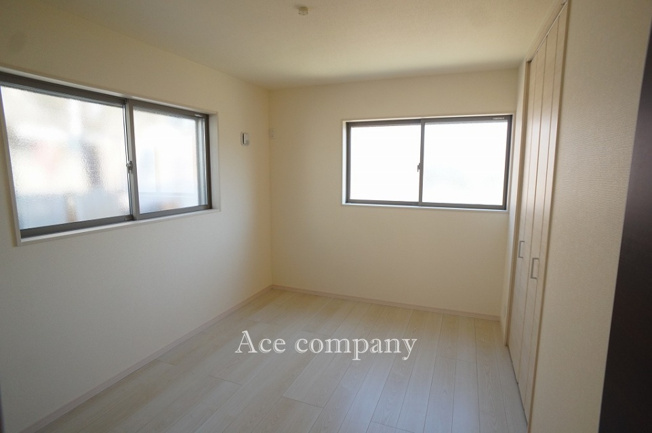 【内装】 | 八尾市小畑町2丁目　【1号棟/全4棟】 | 【2階：ストレージルーム（※9.93平米）】