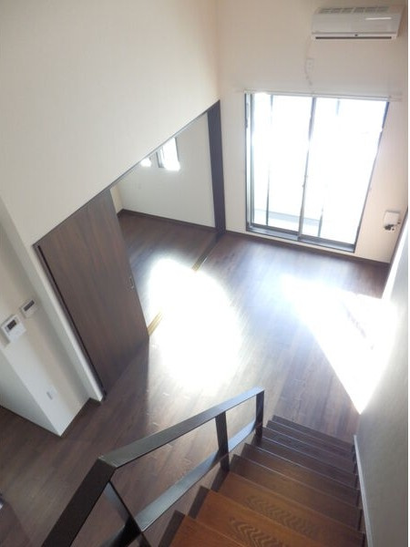 Ａｍｐｉｏ志賀本通の居間・リビング