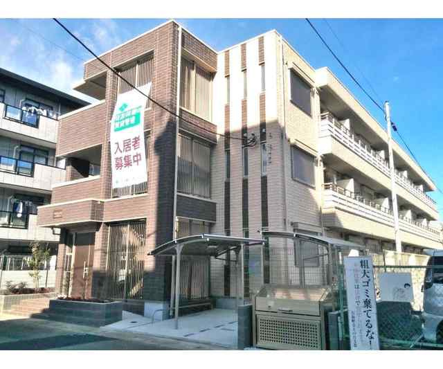 川崎市多摩区登戸の賃貸マンションのエントランス