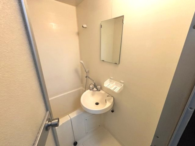 三景マンションの洗面所