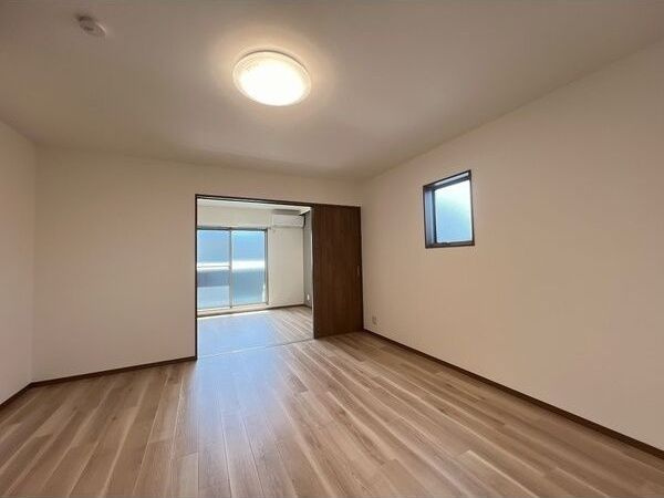 オクサリス淡路の居間・リビング