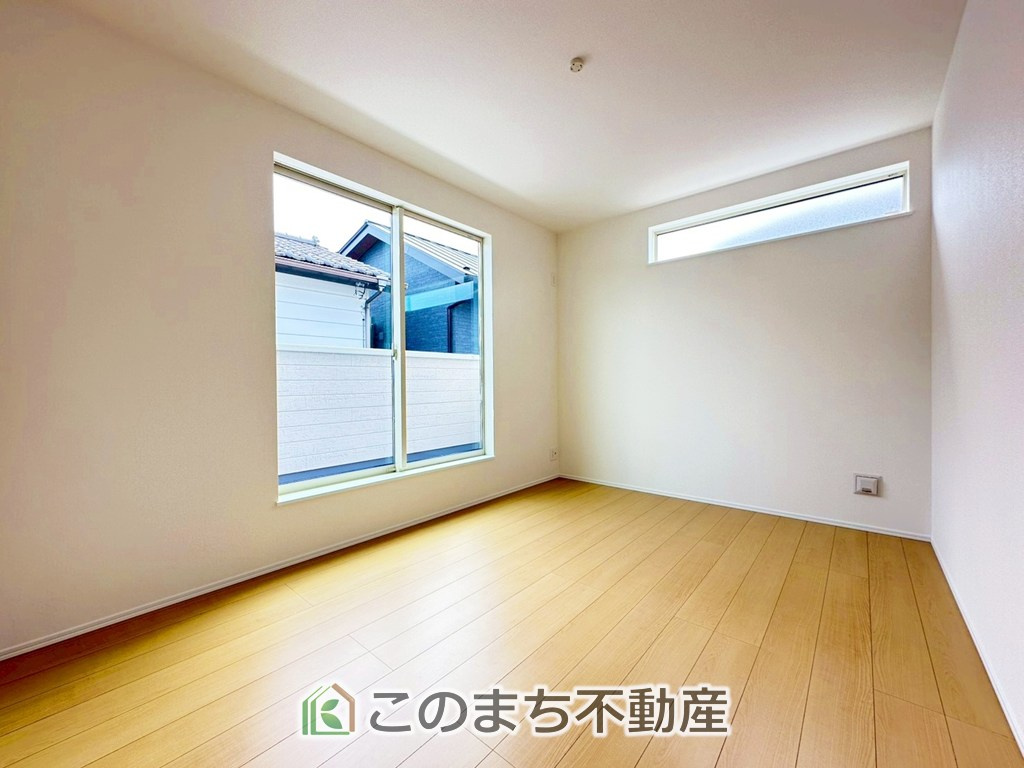 ハートフルタウン宇都宮市竹林町163番の洋室|一人ひとりの大切なプライベート空間。ゆとりある広さで、一人の時間をゆったりと過ごせる安らぐお部屋になるはずです。
