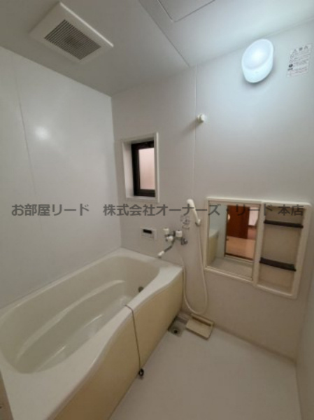 ソフィア小森野Bの浴室