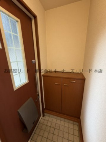 ソフィア小森野Bの玄関