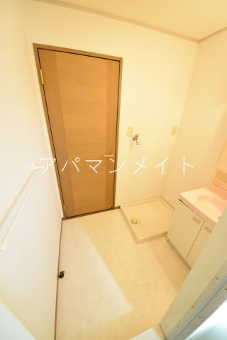 【設備】 | サンコート東戸塚A | 脱衣所・洗濯機置場です