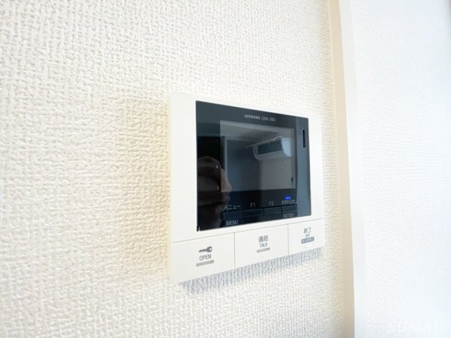 アヴァンス東日暮里のセキュリティ|モニター付きインターホンです☆