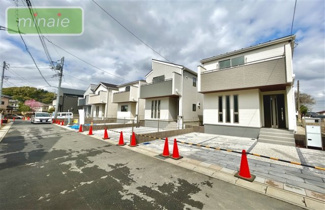 【前面道路含む現地写真】 | 本日内見できます　小・中学校6分　リビング階段　市川市真間5　6号棟 | 販売現地