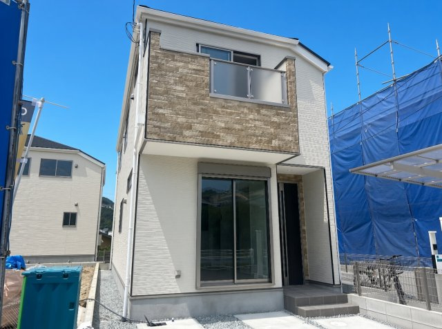 西宮市生瀬東町　第1期　新築一戸建てのトイレ|シンプルなトイレは落ち着く空間！お手入れも簡単です！