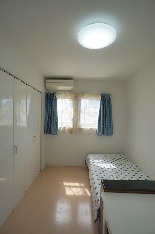 中目黒５　戸建の洋室