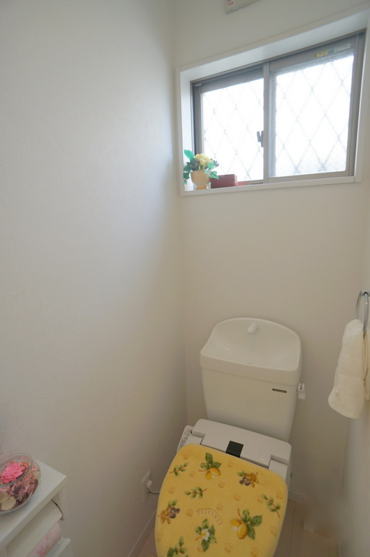 中目黒５　戸建のトイレ