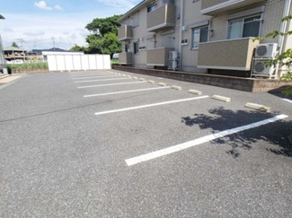 【駐車場】 | エルヴィレッジ　Ｄ