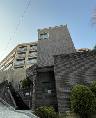 ザ・岡本プレミアムの外観