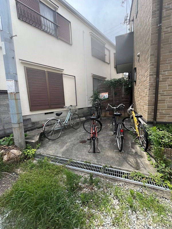 西山ハイツの外観