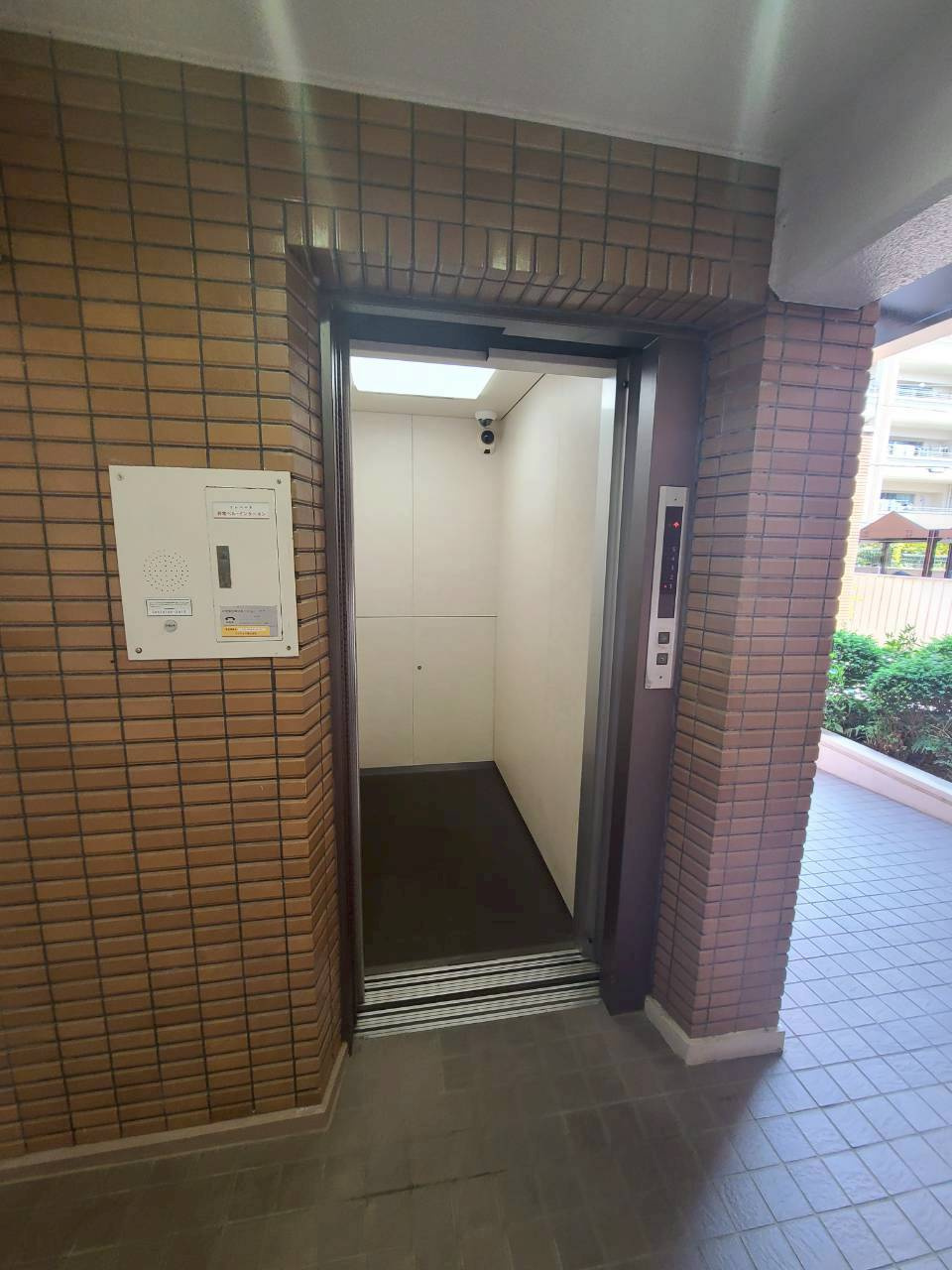 グラン・ドムール甲子園口の外観
