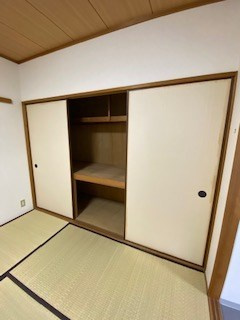 フローラ観音林の収納