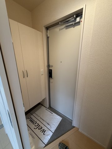 ディアコート中道8の玄関