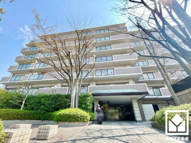 パルコート伏見桃山の外観